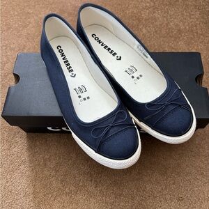 Converse Ballerina Flats like new